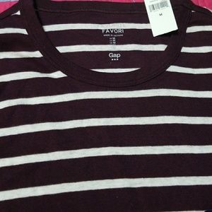 Gap long sleeve favorite tee